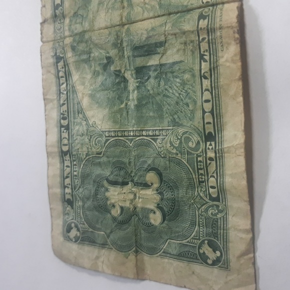 1937 Bank of Canada $1. Bill. (Sku safe) - Picture 6 of 6